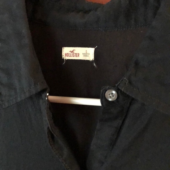Hollister Black Button-down Top - Picture 4 of 4